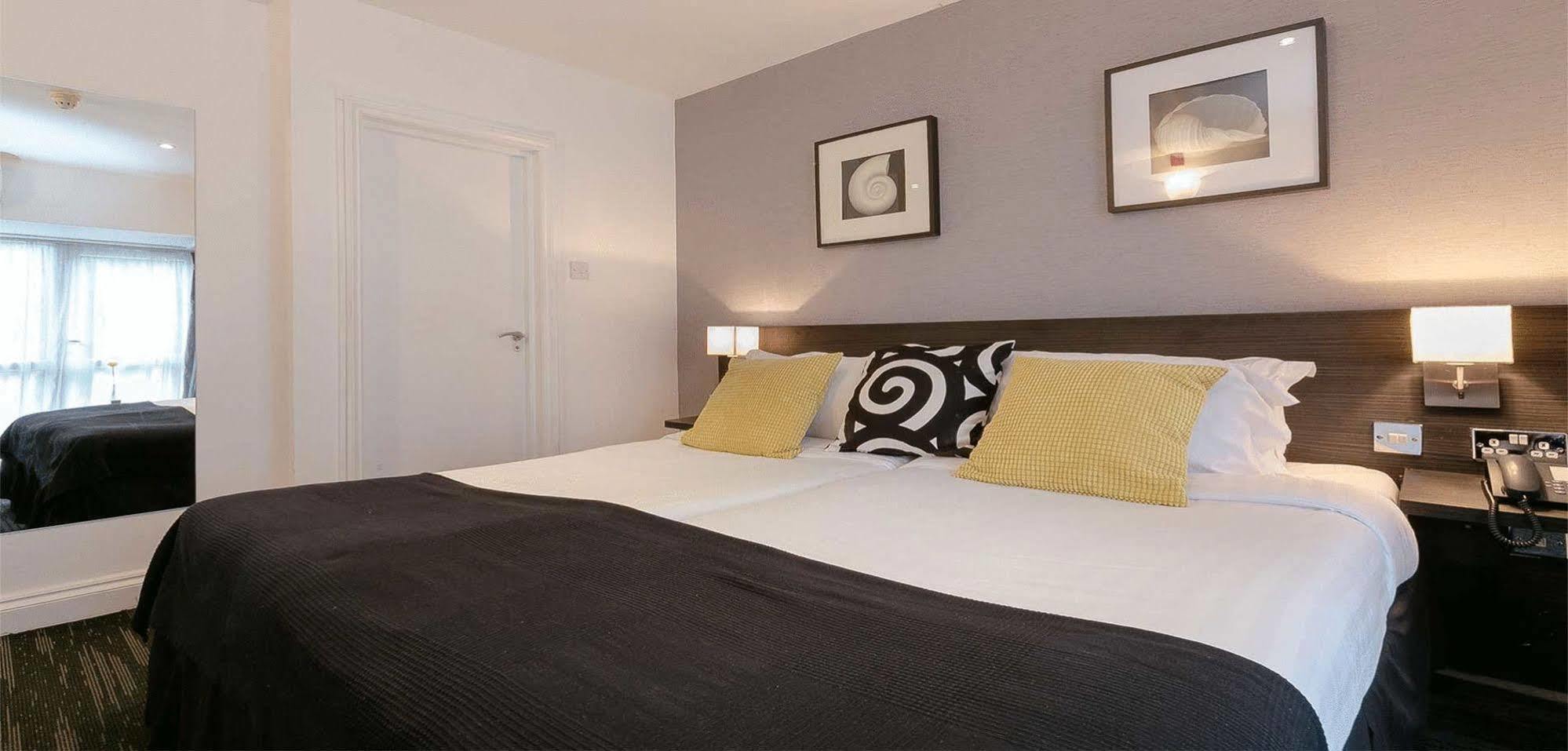 Croft Court Hotel London Bagian luar foto