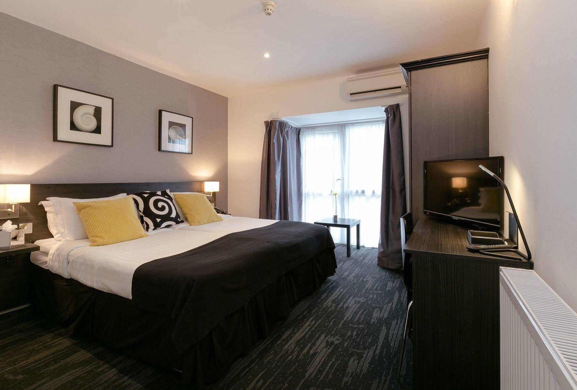 Croft Court Hotel London Bagian luar foto