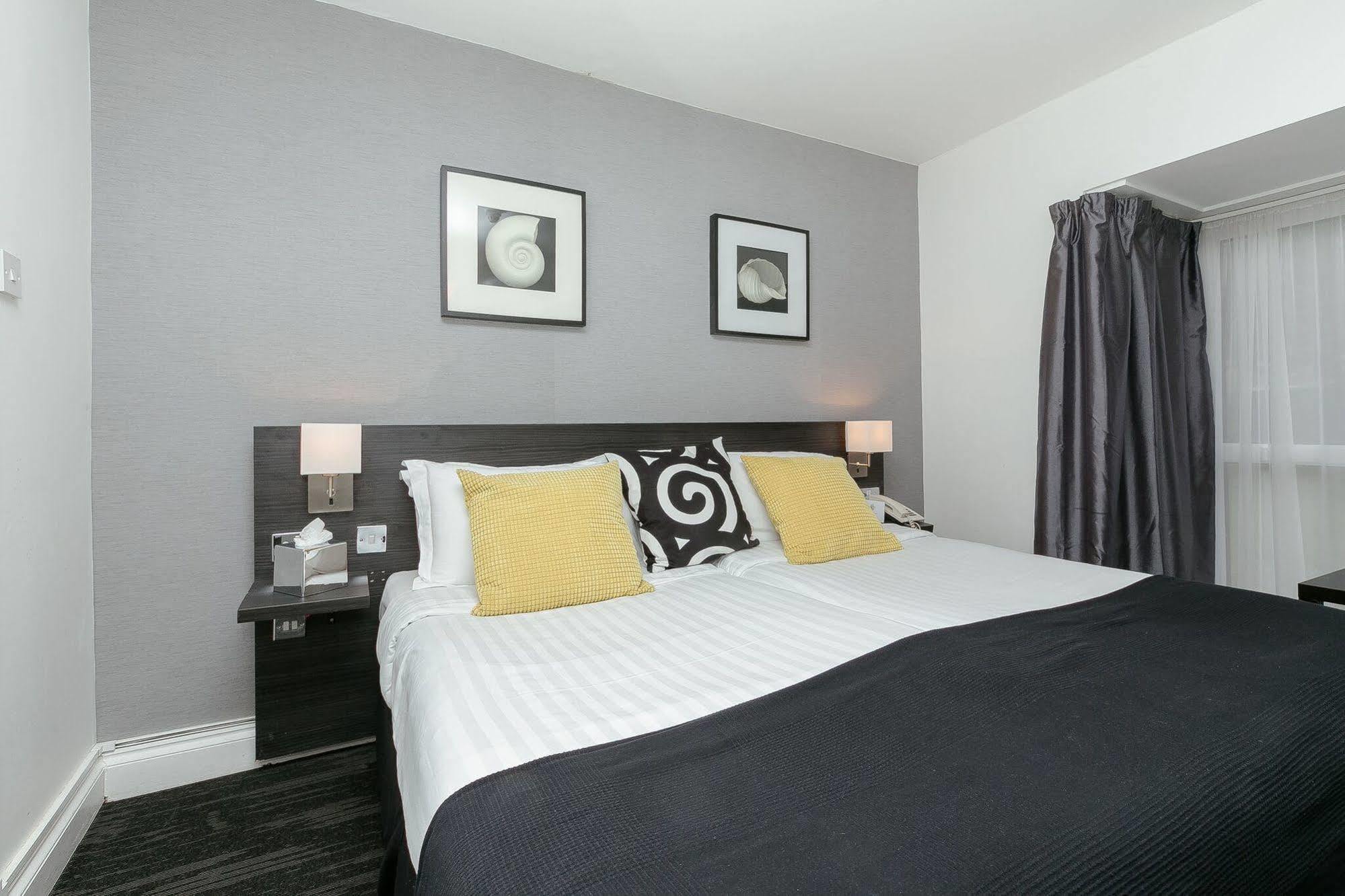 Croft Court Hotel London Bagian luar foto